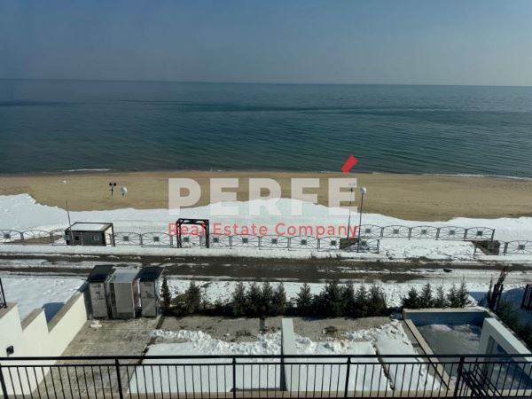 3-стаен в Бургас, област-гр.Обзор площ 150 цена 350000