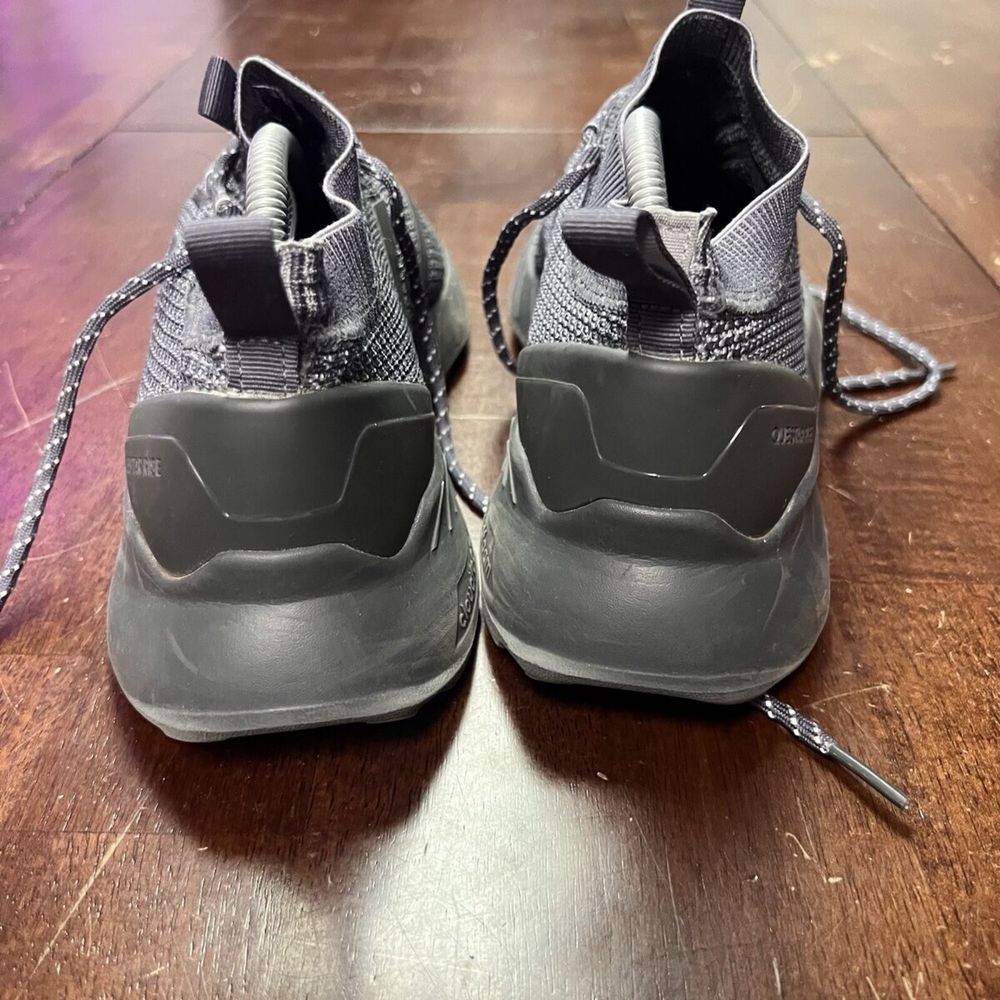 Adidas маратонки