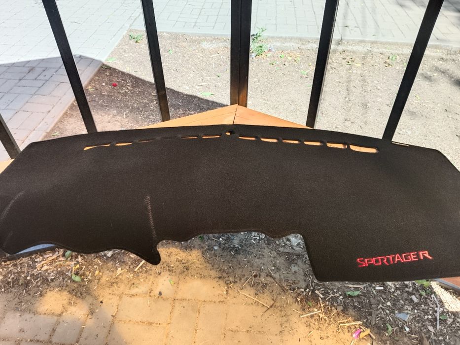 Коврик на панель спортедж 3