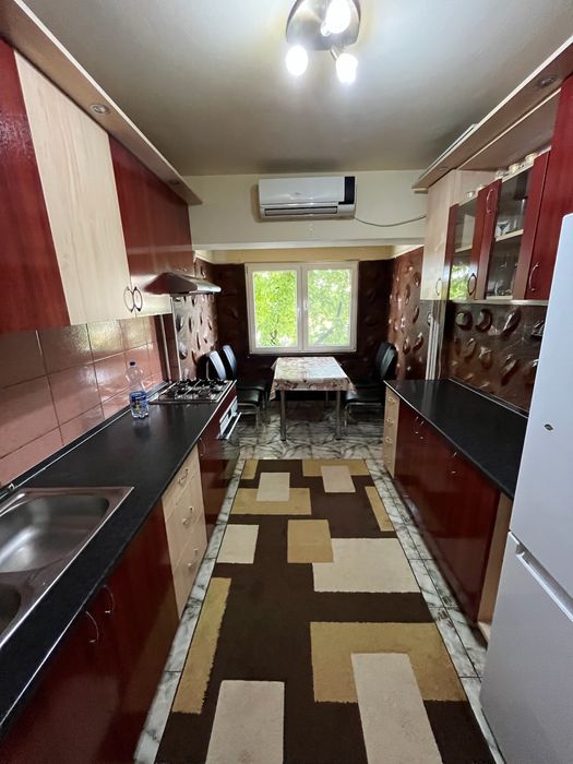 Inchiriere  apartament micalaca