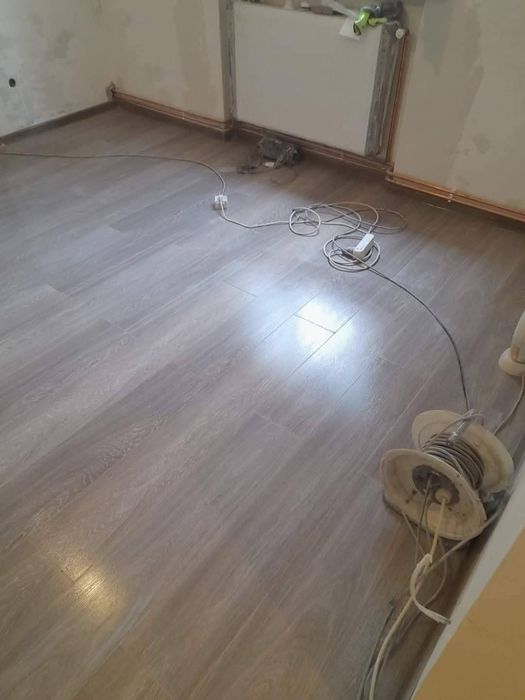 Executām renovări apartamente la cheie