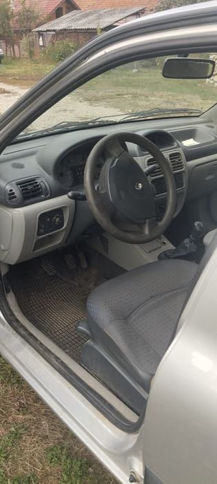 Renault Clio 2 an fabricație 2005.
