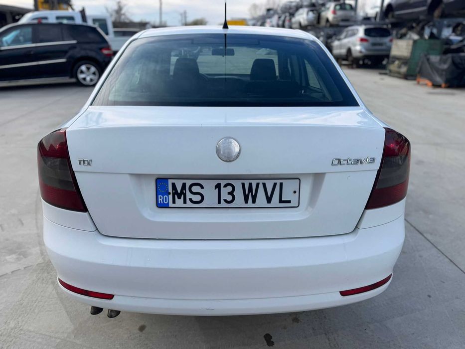 Skoda octavia 2 1.9 DSG 2009 AVARIAT LOVIT AVARIATE