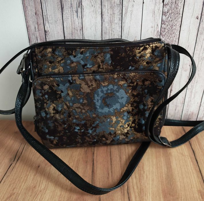 Нова чанта от лазерно обработен велур