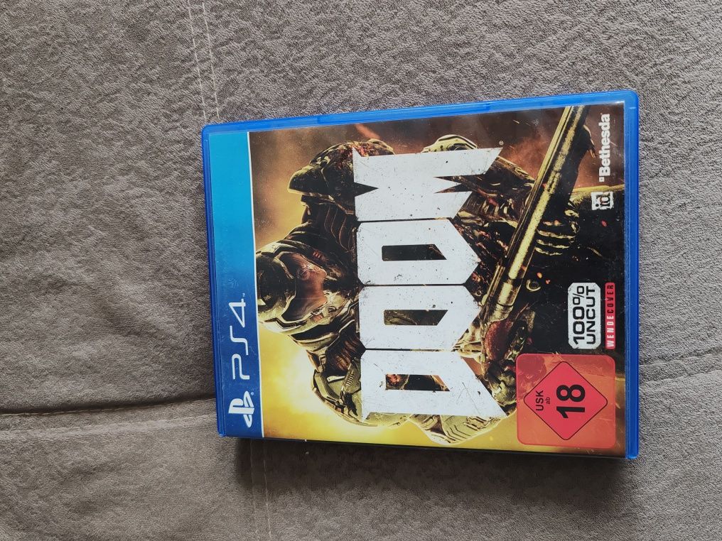 Продам Doom на ps4