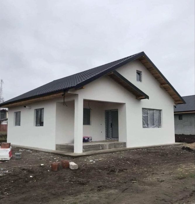 Case si casute modulare din panouri sandwich