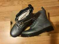 Bocanci Dr.Martens, marime 37