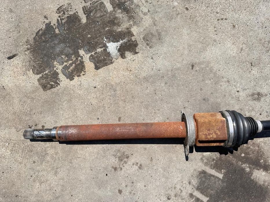 Planetara dreapta fata manual 2.0 VEA D4 180CP Volvo V40 31325962