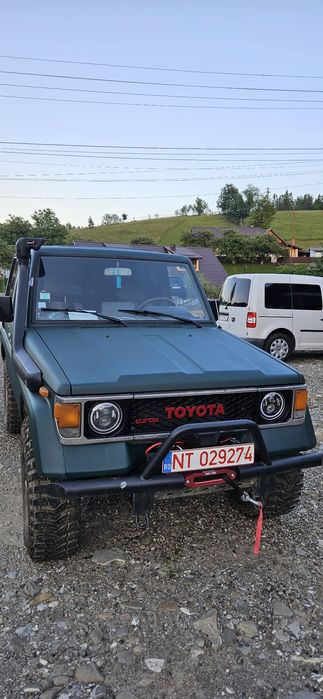 Toyota Land Cruiser J 70