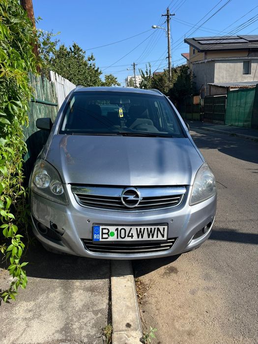 Opel Zafira an 2010