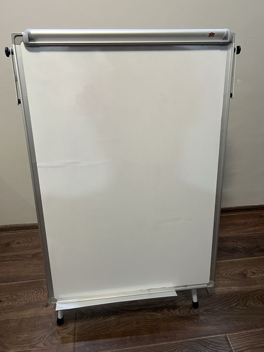 Подвижна бяла дъска / Whiteboard със стойка