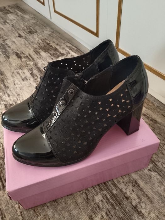 Туфли женские черные