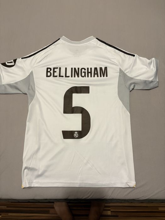 Tricou de fotbal cu Real Madrid