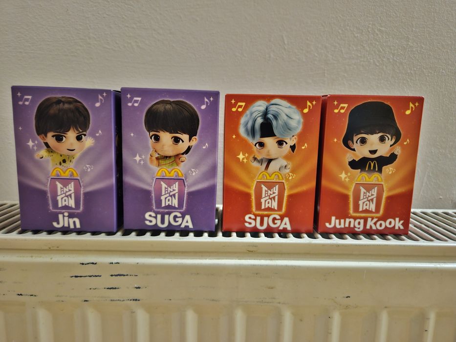 BTS Figurine jucarii Mc Donalds 2025 Happy Meal Tiny Tan