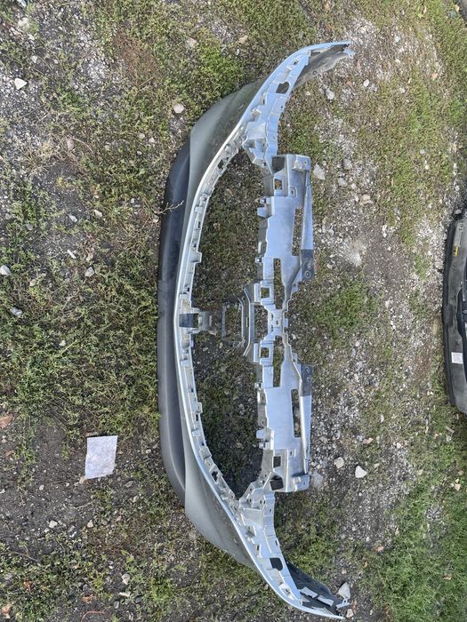 2 бр. Предна броня Mazda 3 19-25