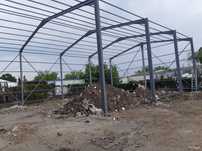 Hala metalica 16m x 25m x 4.5m :
- Stâlpii din profile IPE 240;
- Grin