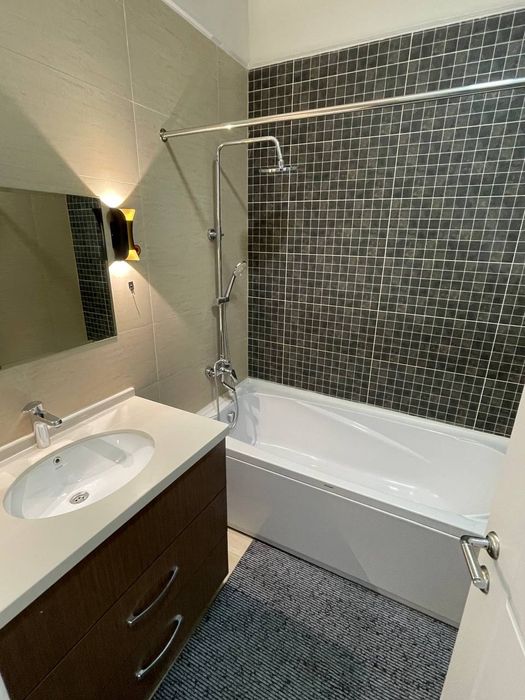 На ЖК Алмазар сити сдаётся 2х ком., кв 2/14/18 64м2