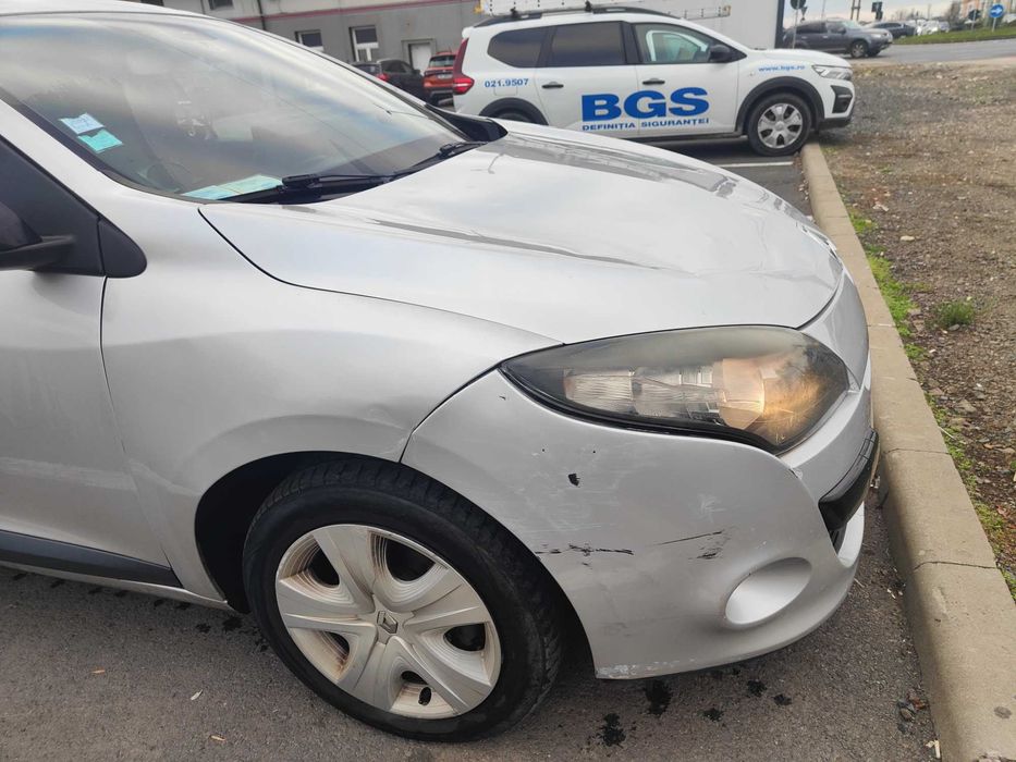 Renault Megane 1.5 dCi 90 cai - 2012