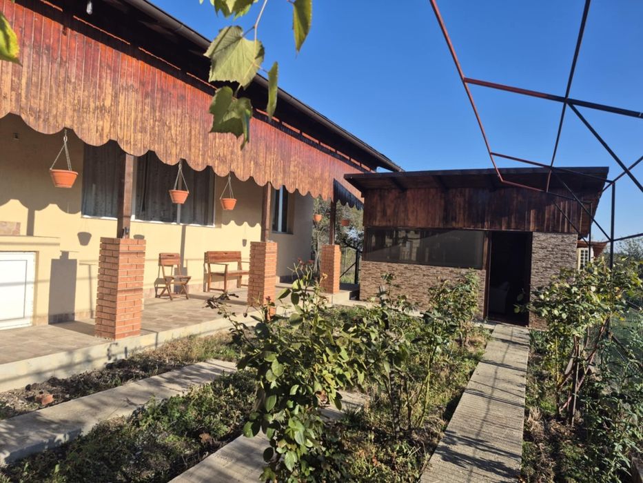 Vînd Casa Com.Breznita Ocol Sat Susita
