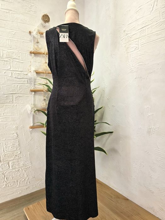 ZARA ASOS нови рокли и костюми