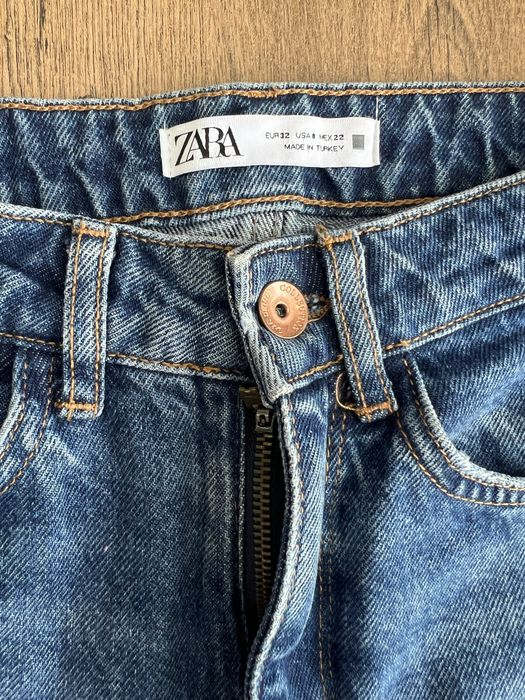 Дънки ZARA.