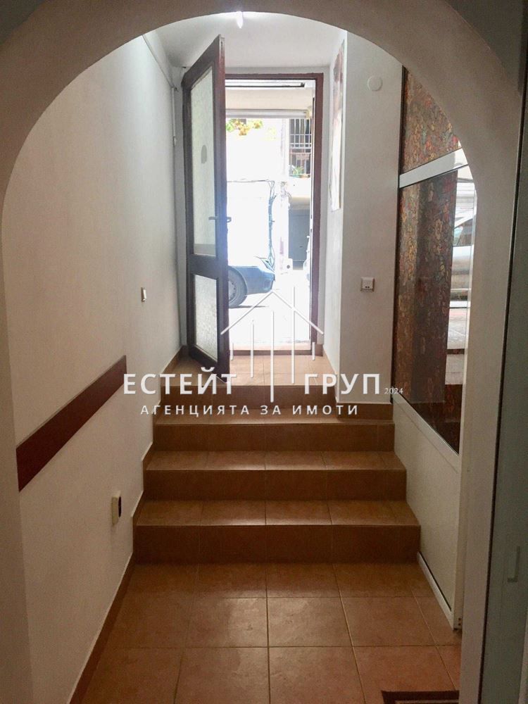 Дава се под наем Офис в Варна, Лятно кино Тракия - 65 кв.м за 650 € - Снимка #6