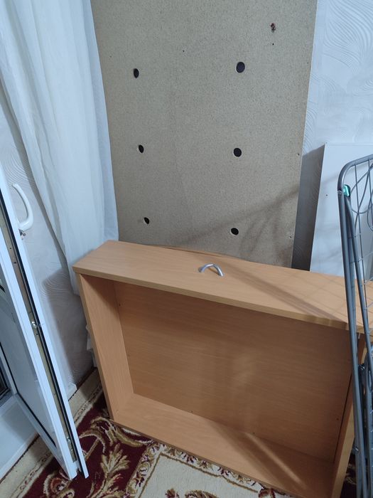 Отдам кровать дерево состояние отличное подлежит ремонту.