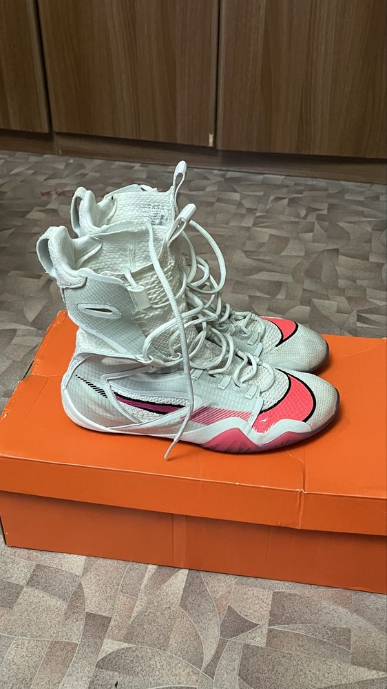 Продается NIKE HYPERKO 2