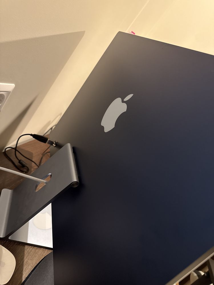 iMac 24 Apple ios