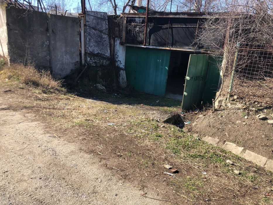 Închiriez hală spațioasă – 120 mp – la DN67, sat Halanga