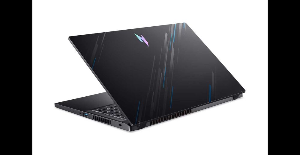 Нотбук ACER NITRO V15 ANV15 I5-13420H 16GB 512GB 6GB RTX 3050 15,6 FHD