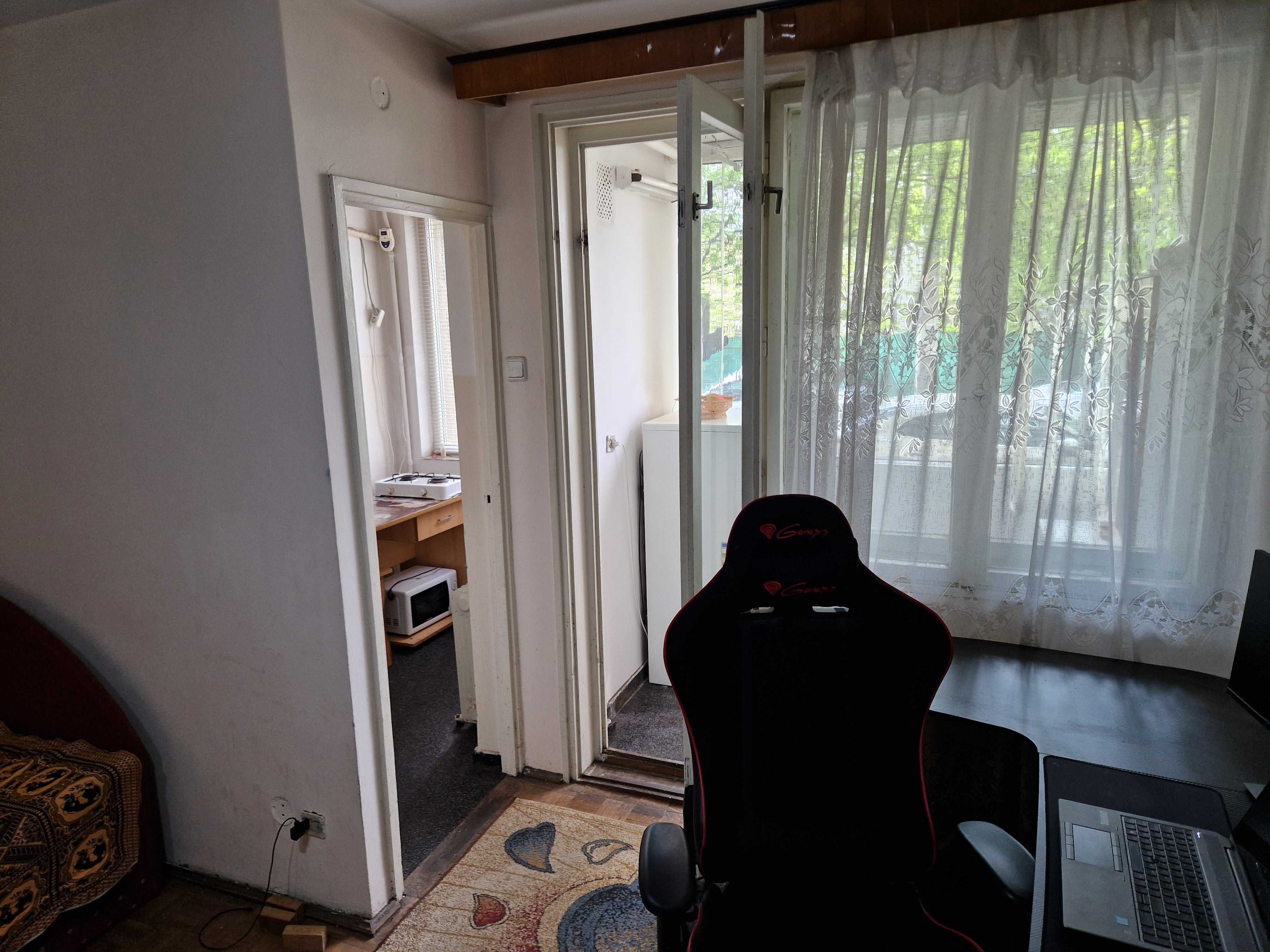 Proprietar Vand Garsoniera la Piata Progresul