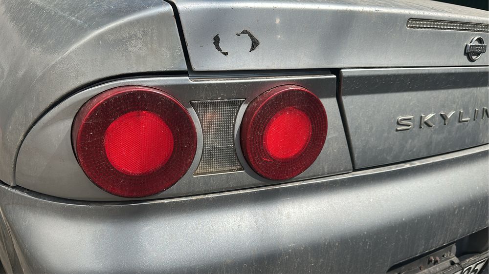 Задние фонари рест skyline r 33