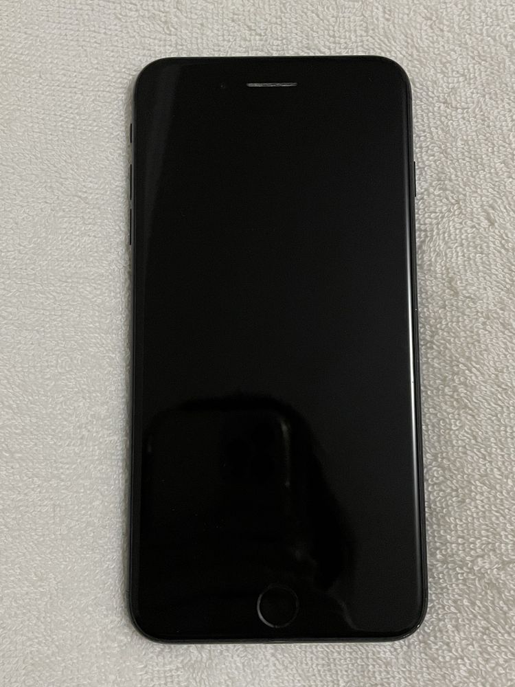 iPhone 7 plus - в отличном состоянии