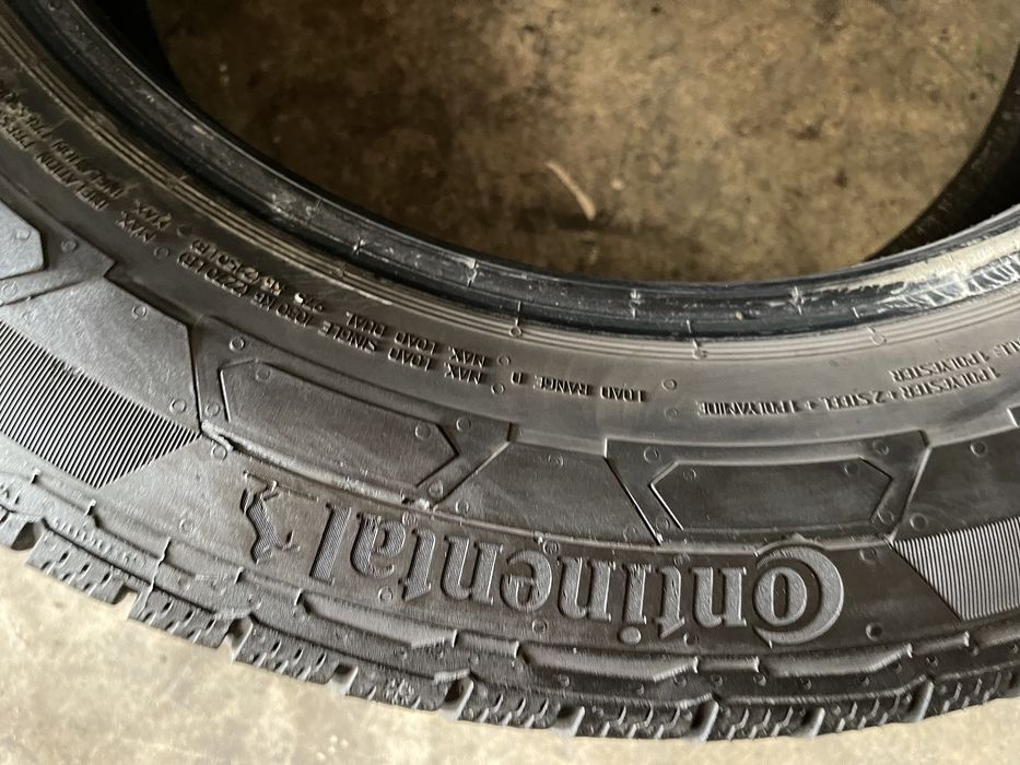 215/60/R17 C Continental VanContactWinter