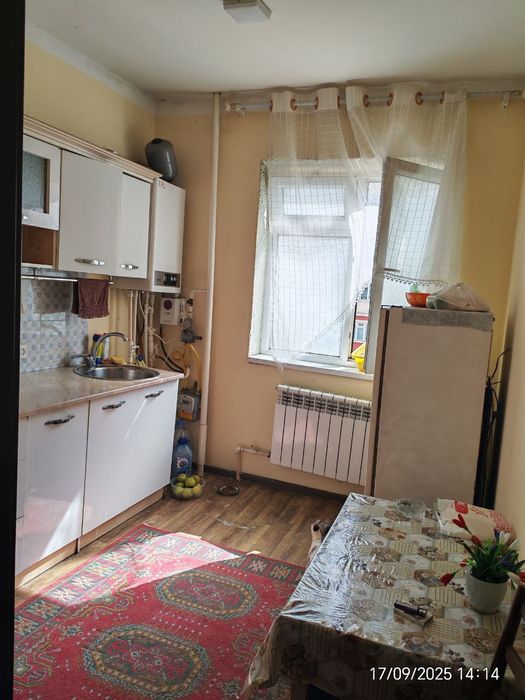 Yashnabod tumani Kadisheva bozori ropasida ijaraga kvartira