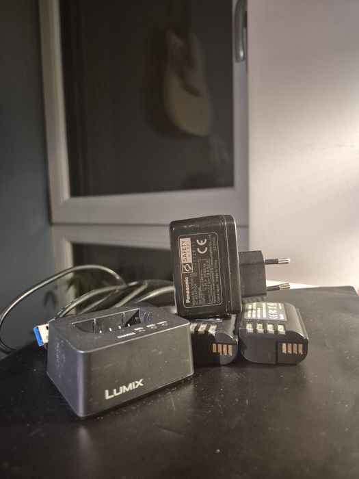 Panasonic Lumix s5 + 2 baterii +cage cadou