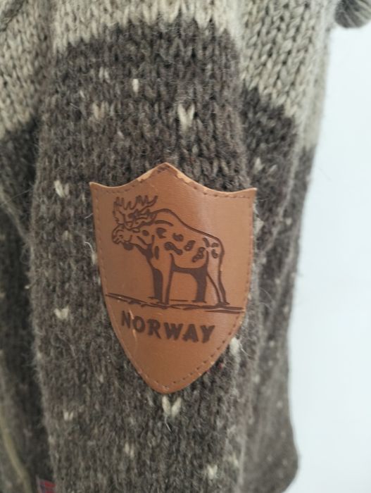 Geaca Norvegiană groasa și Palton Corneliani