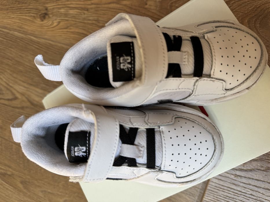 Детски маратонки Nike Jordan р-р 25