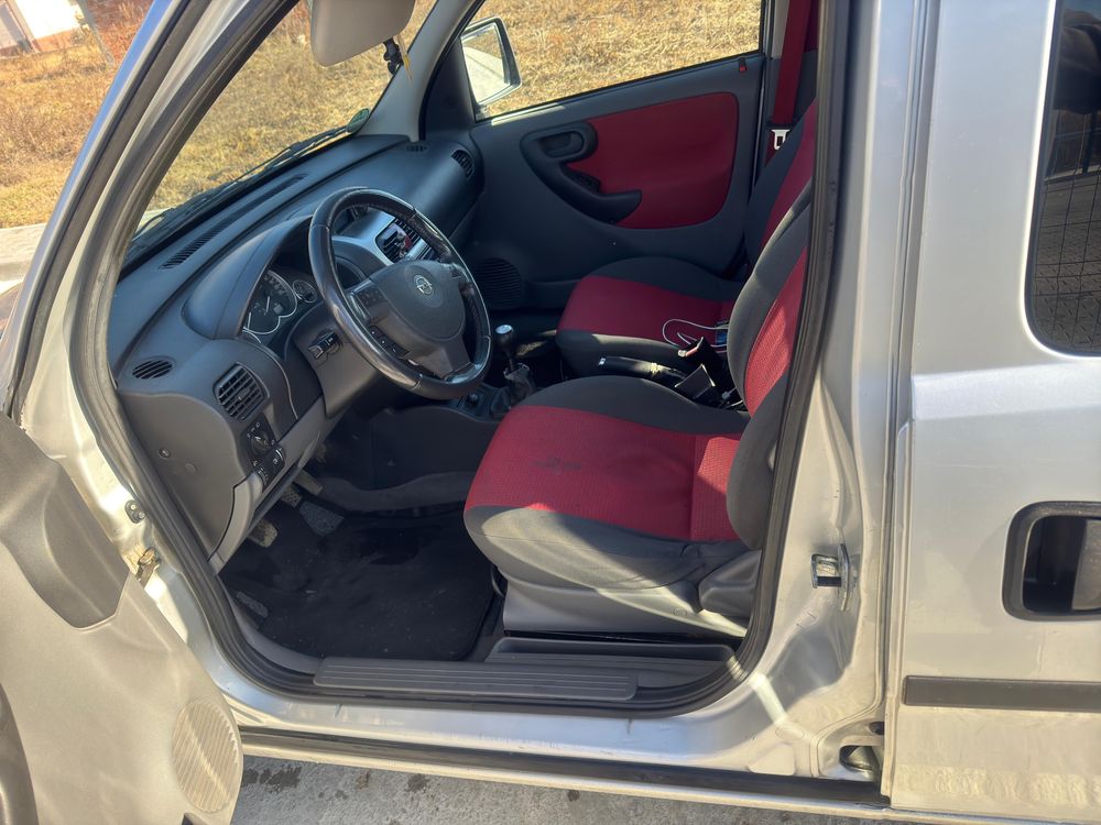 Opel combo tour 1.6 benzina
