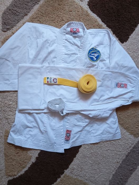 Kimono karate itaki și centura alba itaki + centura galbena itaki