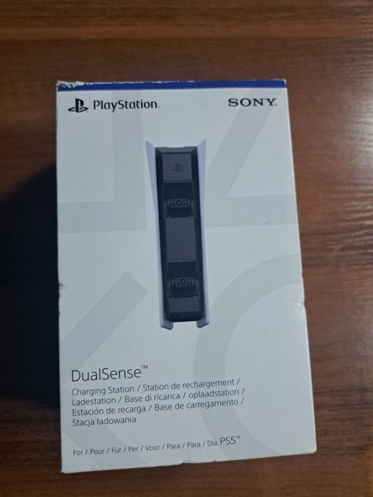 Зарядная станция для PLAYSTATION 5