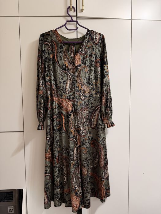 Платья  44-46р 4 койлек бирге 25000