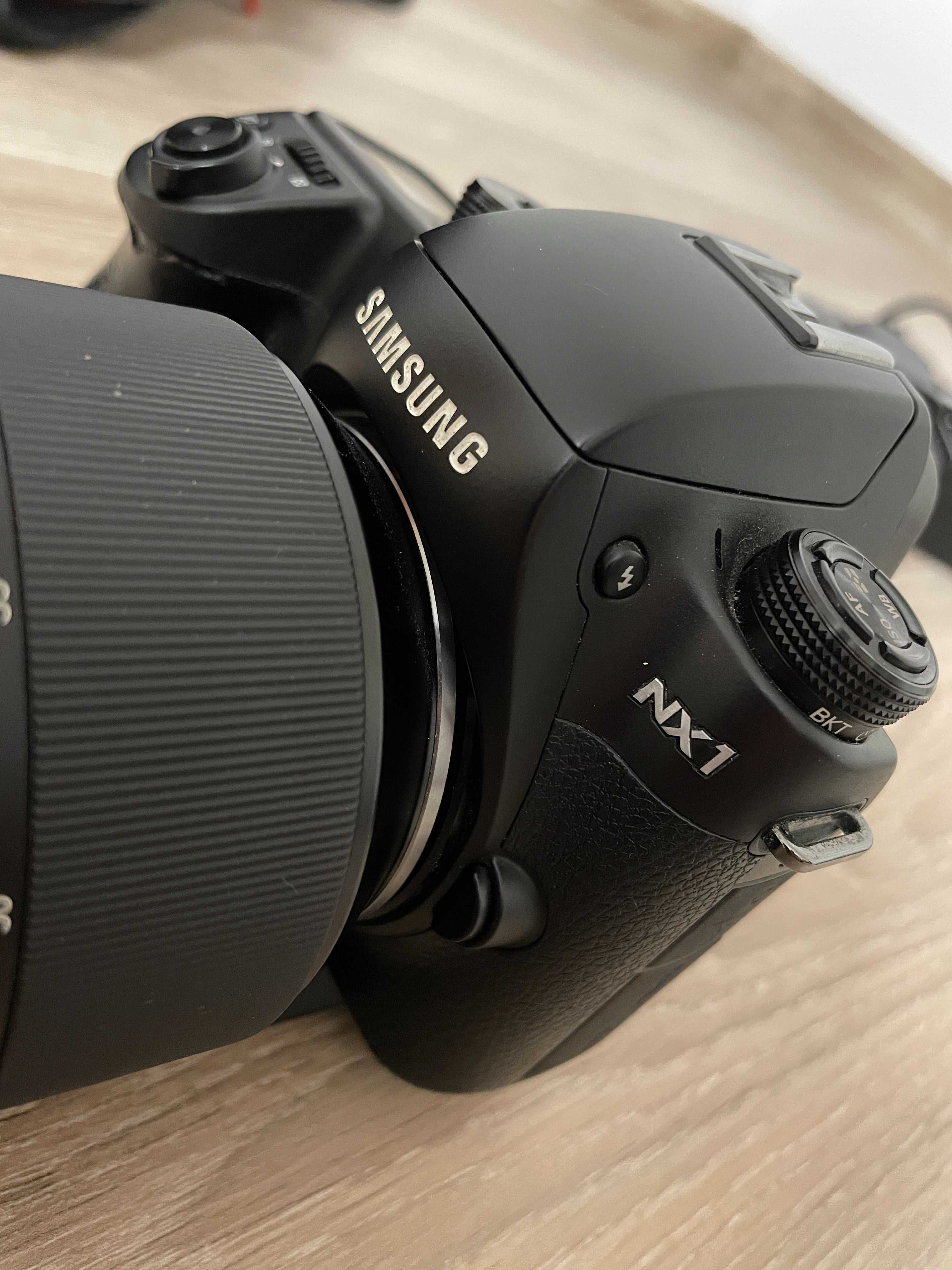 Camera DSLR foto-video Samsung NX1 28.2MP/4K, obiectiv 16-50mm F 2.8