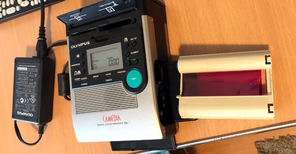 Imprimanta foto digitala portabila termica OLYMPUS CAMEDIA P-200
