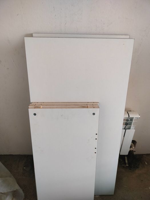 Продается стол небольшой