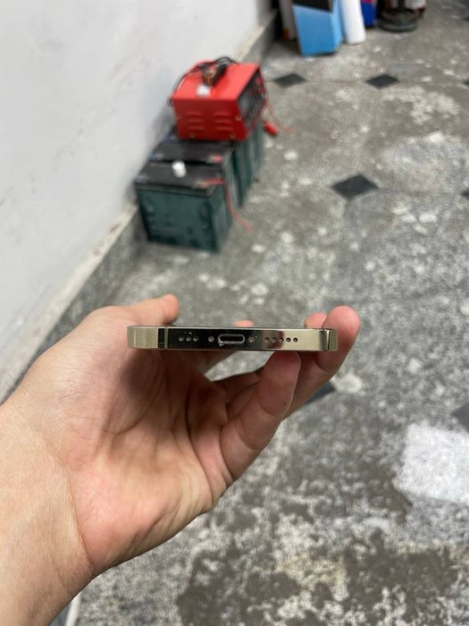 Iphone 12 pro 256gb sotiladi