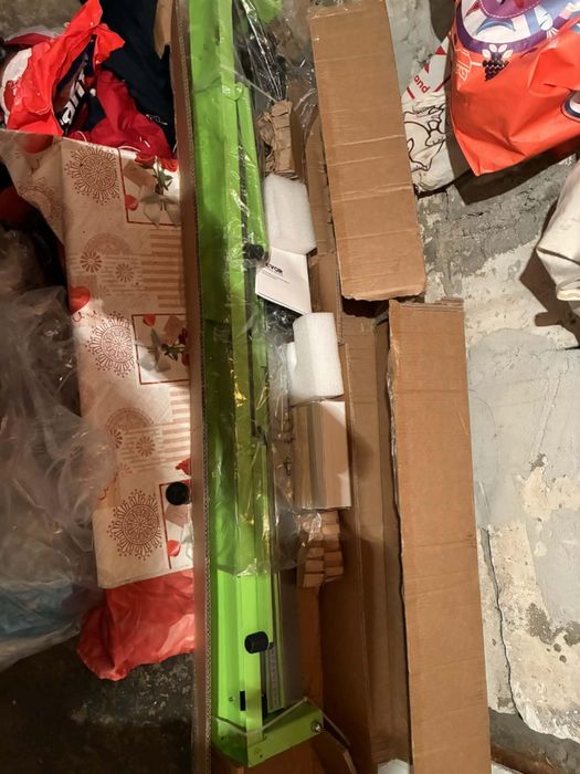 Mașină de tăiat gresie