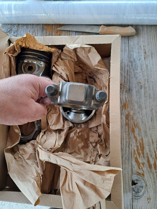 Бутала и биели Хюндай и Киа