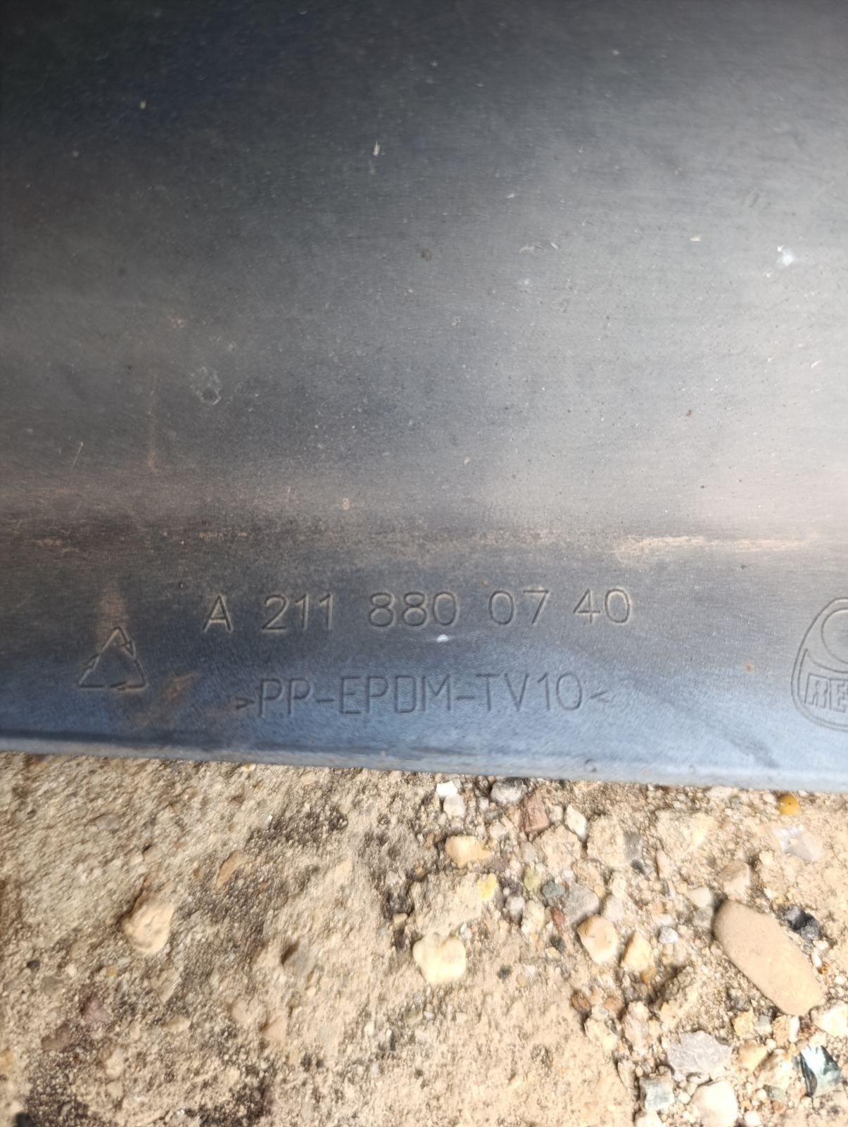 Задна броня за Mercedes E 211 седан Мерцедес Е класа